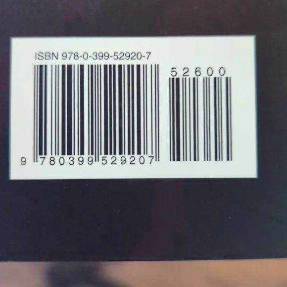 Like New "Lord of the Flies Hardback Book. - Picture 3 of 3